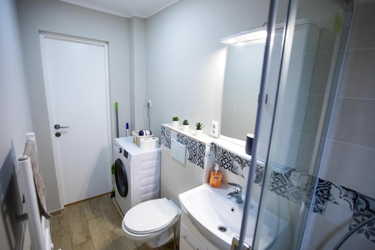 Travel Homzzz Central Apartments - Tusnad Târgu-Mureş Esterno foto