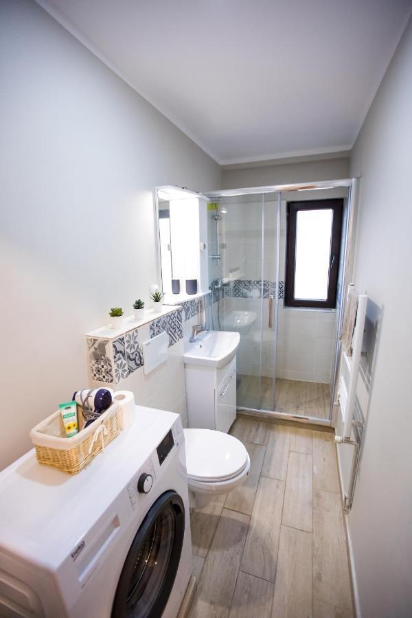 Travel Homzzz Central Apartments - Tusnad Târgu-Mureş Esterno foto