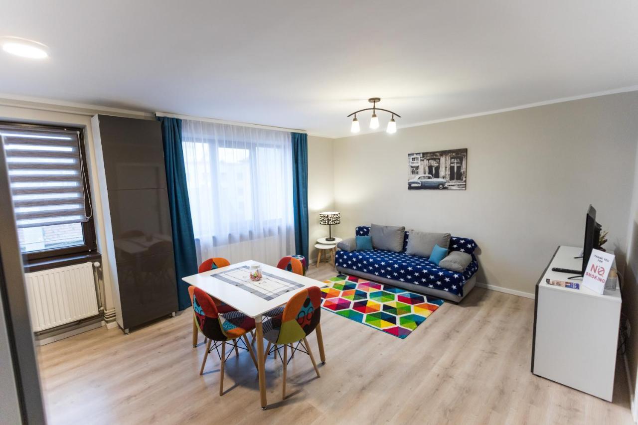 Travel Homzzz Central Apartments - Tusnad Târgu-Mureş Esterno foto